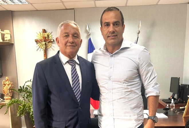 Bruno Reis sanciona lei que institui política de conscientização sobre epilepsia em Salvador Bruno Reis sanciona lei que institui política de conscientização sobre epilepsia em Salvador