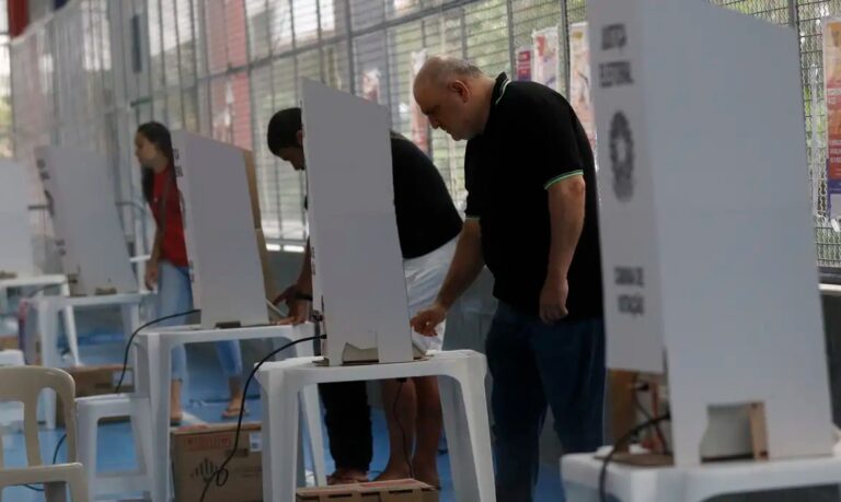 Crescimento do Eleitorado: TSE Registra Mais de 155 Milhões de Eleitores Aptos para Votar