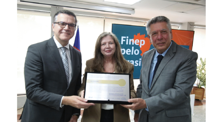 Avanços na Infraestrutura Digital em Pernambuco para Ensino e Pesquisa Avanços na Infraestrutura Digital em Pernambuco para Ensino e Pesquisa