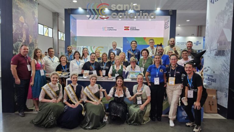 Descubra a 30ª Edição da Expo Turismo Paraná: Fotos e Destaques Descubra a 30ª Edição da Expo Turismo Paraná: Fotos e Destaques