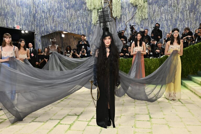 Looks do Met Gala 2024: Celebrities se Inspiram em Obras de Arte