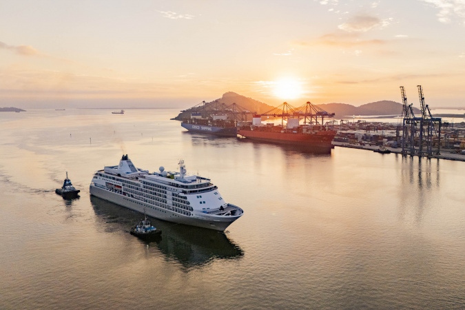 Porto de Paranaguá Recebe Cruzeiro Internacional e Impulsiona Turismo no Paraná Porto de Paranaguá Recebe Cruzeiro Internacional e Impulsiona Turismo no Paraná