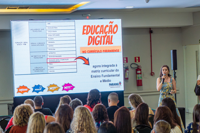 Evento Promove Formação de Técnicos em Tecnologias Educacionais no Paraná Evento Promove Formação de Técnicos em Tecnologias Educacionais no Paraná