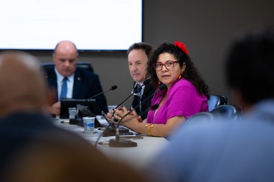 Auxílio-Alimentação para Conselheiros Tutelares de Curitiba Avança para Votação Auxílio-Alimentação para Conselheiros Tutelares de Curitiba Avança para Votação