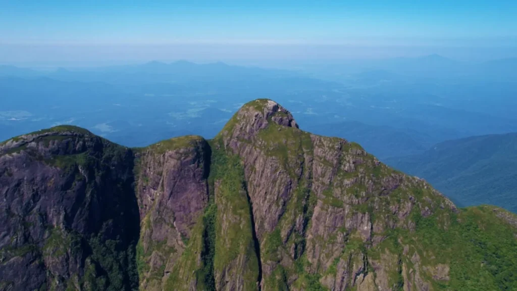 Turismo Ecológico no Paraná: Visitas ao Pico Paraná Triplicam e Bate Recorde em 2026