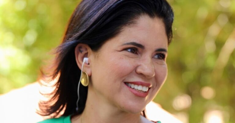 Adriana Oliveira é Demitida da TV Bahia Após 25 Anos de Carreira Imagem do artigo