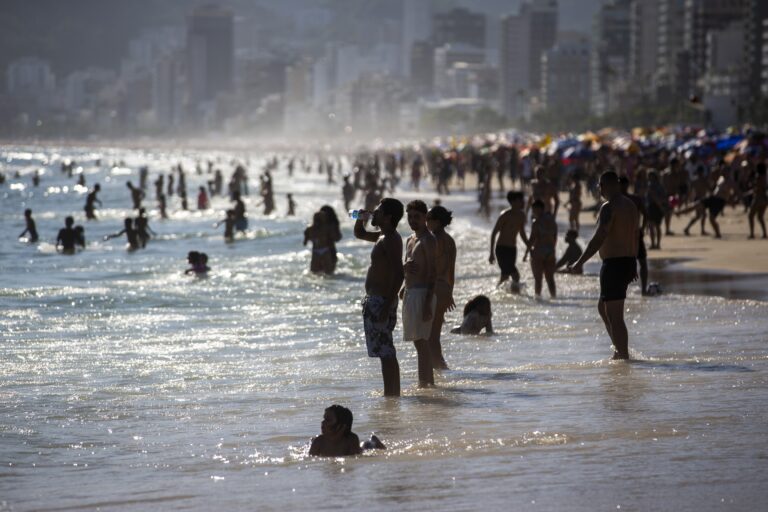 Onda de Calor: Cuidados Essenciais para Proteger Sua Saúde