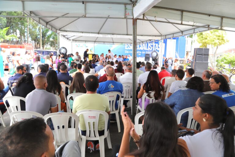 Especialistas em Cruz das Almas: Lançamento da Carreta de Diagnóstico