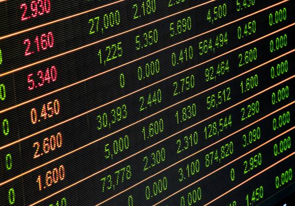 Dia Marcante na Bolsa: Ibovespa Alcança Recorde Histórica Enquanto Dólar Enfrenta Volatilidade Dia Marcante na Bolsa: Ibovespa Alcança Recorde Histórica Enquanto Dólar Enfrenta Volatilidade