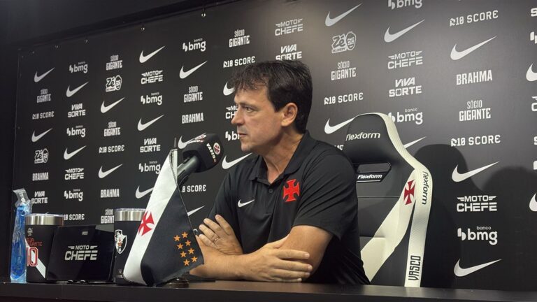 Diniz Defende Uso de Força Máxima no Vasco: "Time Está Pronto para Jogar Hoje e Contra o Bahia"