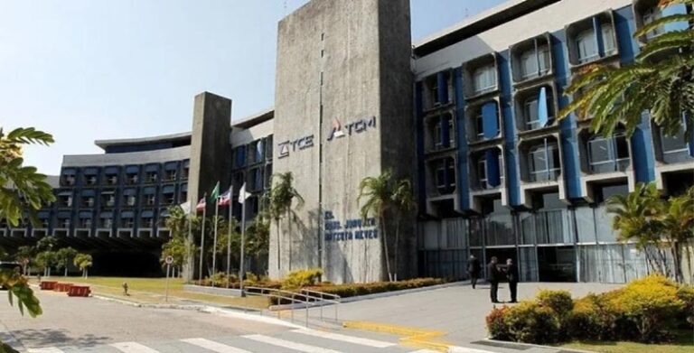 Decisão Unânime do STF: Vaga no TCE-BA será Preenchida por Auditor Decisão Unânime do STF: Vaga no TCE-BA será Preenchida por Auditor
