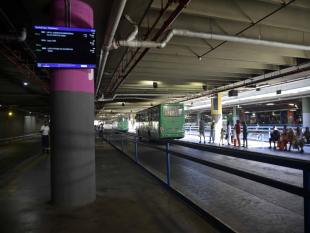 Estação da Lapa Recebe Painéis Eletrônicos com Informações em Tempo Real Estação da Lapa Recebe Painéis Eletrônicos com Informações em Tempo Real
