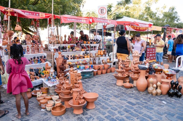 Feira de Caxixis 2026: Confirmada em Nazaré com Shows de Grandes Nomes da Música