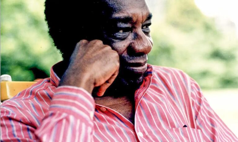 Milton Santos: Legado e Relevância do Geógrafo no Seu Centenário Milton Santos: Legado e Relevância do Geógrafo no Seu Centenário