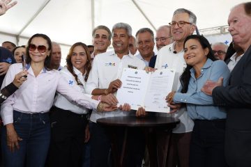 Nova Maternidade de Lauro de Freitas: Governador e Ministro Anunciam Início das Obras Nova Maternidade de Lauro de Freitas: Governador e Ministro Anunciam Início das Obras