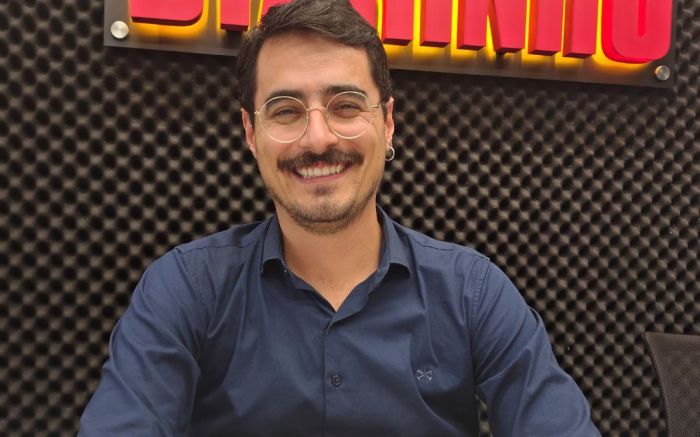 Vereador de Floripa Apresenta Relatório sobre Leis Inconstitucionais em Itajaí Vereador de Floripa Apresenta Relatório sobre Leis Inconstitucionais em Itajaí