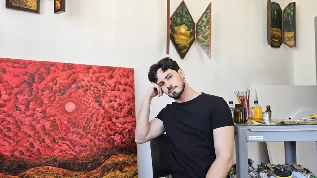Exposição de Ramonn Vieitez na Galeria Marco Zero explora céu e forças naturais com 30 obras inédita