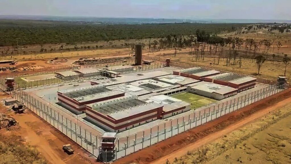 Dois Anos Após a Fuga em Mossoró: Obras de Muralhas em Presídios Federais Atrasadas