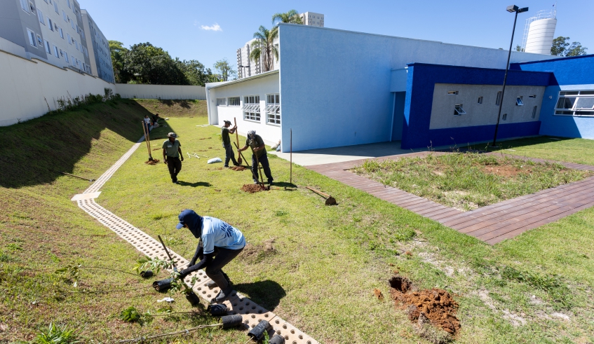 Projeto Brotos de Mogi: Primeiro Plantio de 2026 em Escola do Botujuru Projeto Brotos de Mogi: Primeiro Plantio de 2026 em Escola do Botujuru