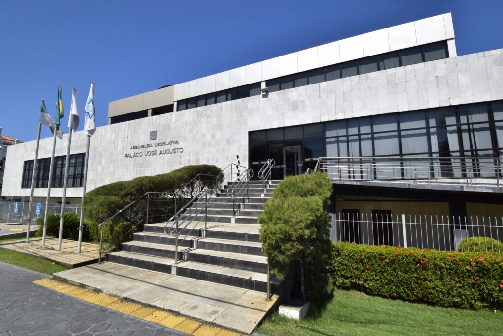 Saúde Mental e Combustíveis: Deputadas Cobram Ações Urgentes Saúde Mental e Combustíveis: Deputadas Cobram Ações Urgentes