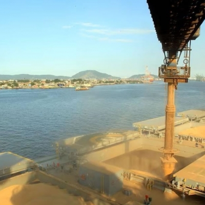 Commodities e a Nova Geopolítica: O Poder do Brasil nas Exportações Commodities e a Nova Geopolítica: O Poder do Brasil nas Exportações