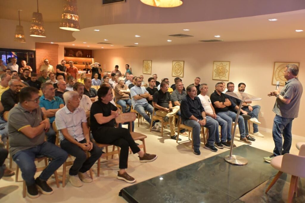 Desafios Econômicos do Rio Grande do Norte: Álvaro Dias Apresenta Propostas para o Setor Produtivo Desafios Econômicos do Rio Grande do Norte: Álvaro Dias Apresenta Propostas para o Setor Produtivo