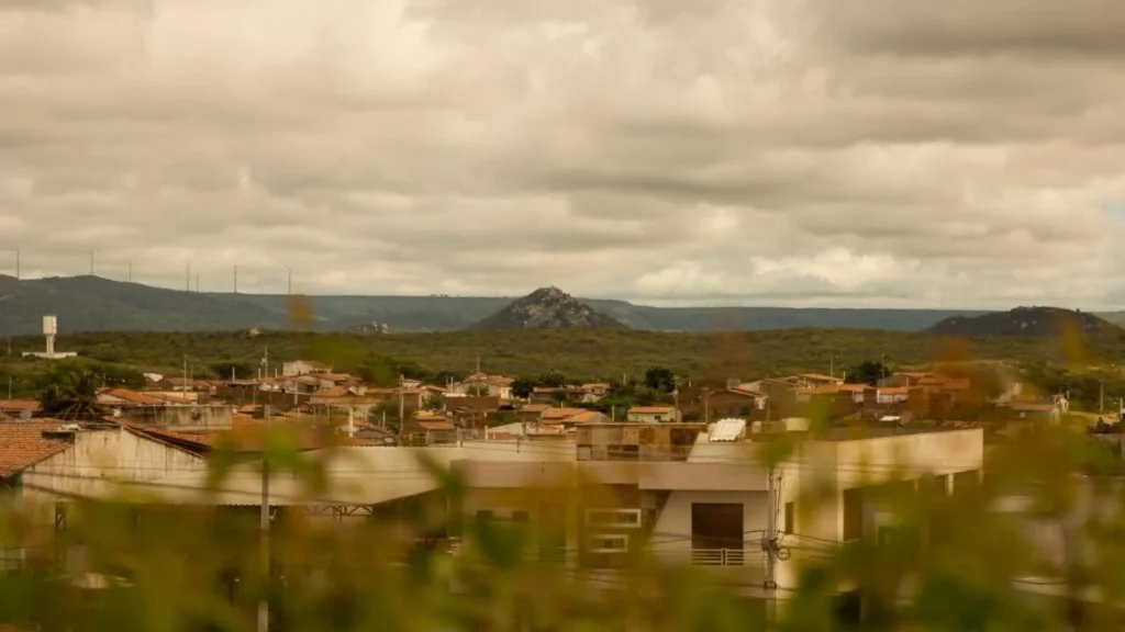 Revista Potiguaras: um novo olhar sobre a cultura e história do Rio Grande do Norte Revista Potiguaras: um novo olhar sobre a cultura e história do Rio Grande do Norte