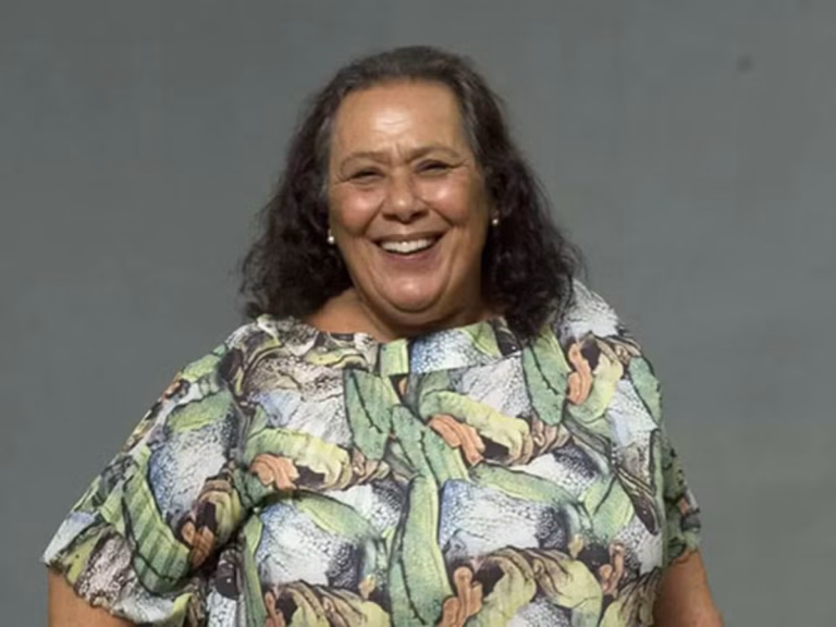 Despedida de Teuda Bara: Uma Lenda do Teatro Brasileiro Despedida de Teuda Bara: Uma Lenda do Teatro Brasileiro