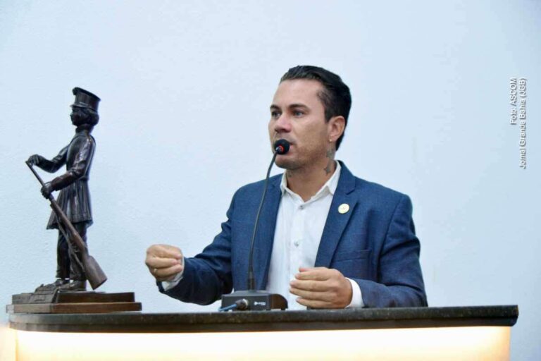 Vereador do União Brasil elogia governador Jerônimo em discurso na Câmara de Feira de Santana Vereador do União Brasil elogia governador Jerônimo em discurso na Câmara de Feira de Santana