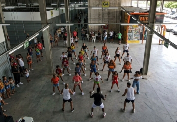 Festival de Dança em Feira de Santana Reúne 33 Grupos Baianos Neste Sábado Festival de Dança em Feira de Santana Reúne 33 Grupos Baianos Neste Sábado