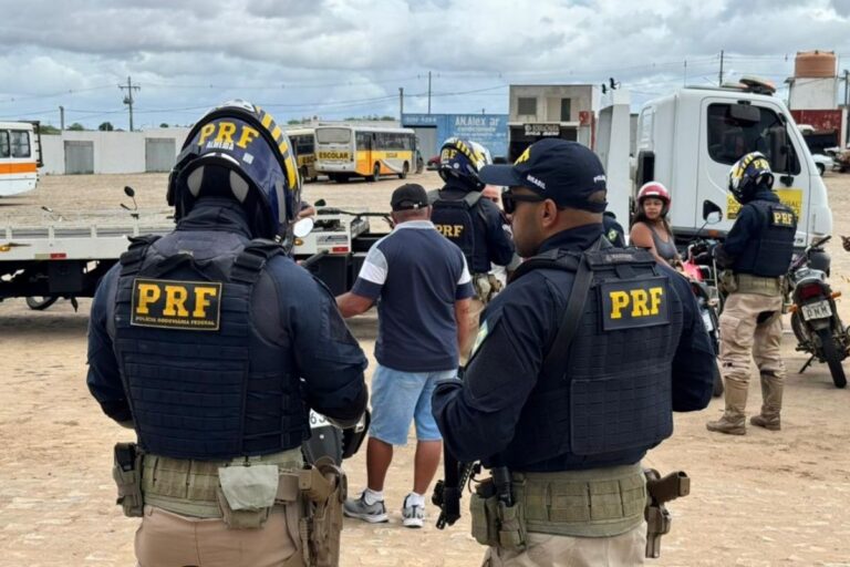 Feriadão do Dia do Trabalho: PRF Registra Quase 3 Mil Multas em Rodovias da Bahia