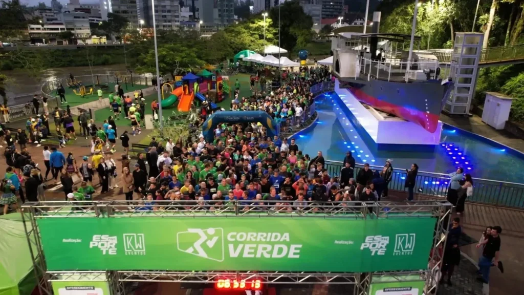 Corrida Verde em Joinville impulsiona economia local e reúne atletas de várias idades Corrida Verde em Joinville impulsiona economia local e reúne atletas de várias idades