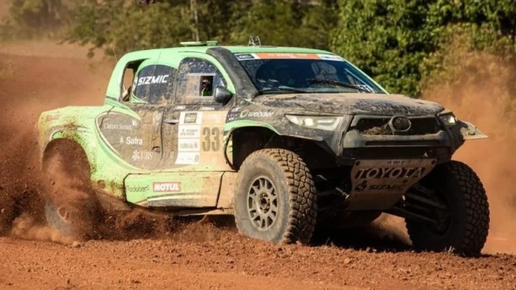 Joinvilenses Flávio Lunardi e Fred Budtikevitz encaram estreia da Toyota V8 no rally Sertões Joinvilenses Flávio Lunardi e Fred Budtikevitz encaram estreia da Toyota V8 no rally Sertões