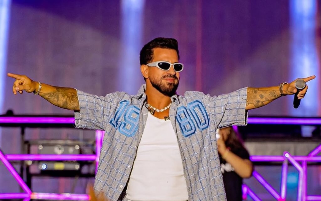 Agenda Cultural de Sábado: Baile do Dennis Agita a Noite no ES