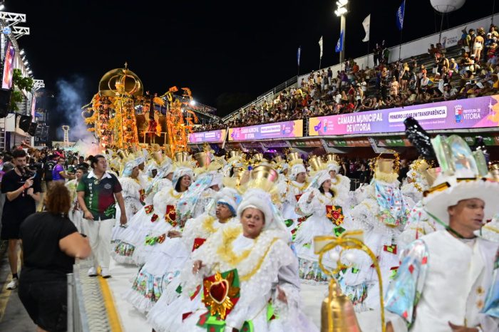Desfile Emocionante da Unidos da Piedade Homenageia Edson Papo Furado Desfile Emocionante da Unidos da Piedade Homenageia Edson Papo Furado