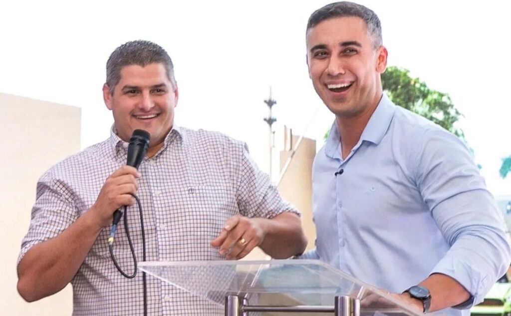 A Relação Estreita entre Weverson e Xambinho: Conflitos e Alianças na Serra A Relação Estreita entre Weverson e Xambinho: Conflitos e Alianças na Serra