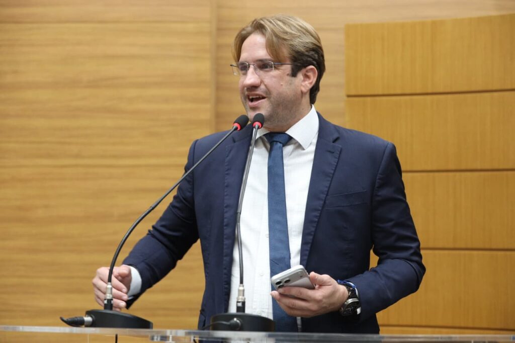 Deputado Marcelo Sobral Destaca Equilíbrio Fiscal e Discute Política Econômica na Alese Deputado Marcelo Sobral Destaca Equilíbrio Fiscal e Discute Política Econômica na Alese