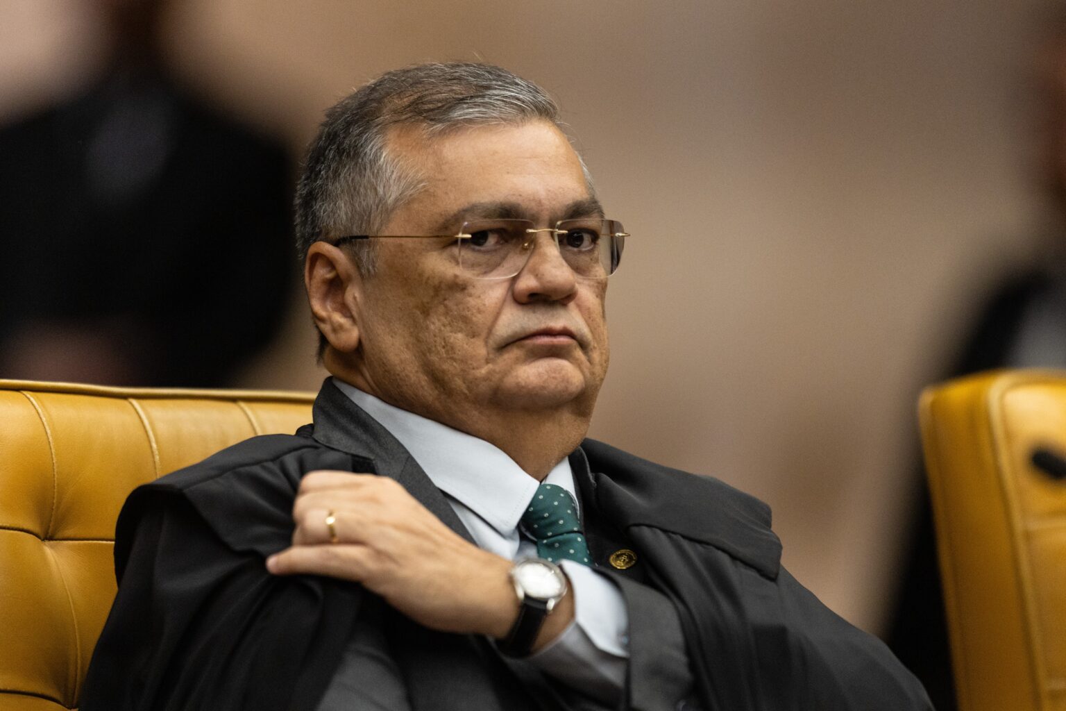 Reforma do Judiciário proposta por Dino recebe apoio de Fachin, mas gera descontentamento no STF Reforma do Judiciário proposta por Dino recebe apoio de Fachin, mas gera descontentamento no STF