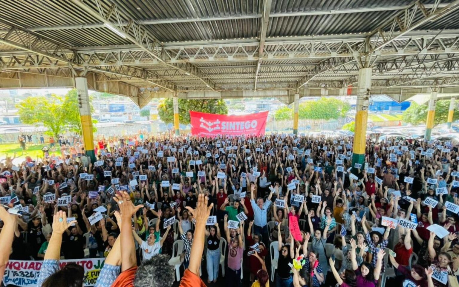 Greve na Educação em Goiânia: Impacto nas Aulas e Decisão Judicial Greve na Educação em Goiânia: Impacto nas Aulas e Decisão Judicial