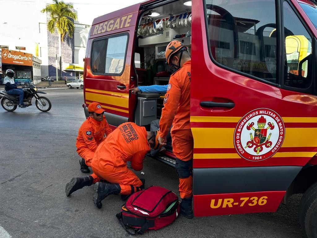 Acidente de Motocicleta em Alto Araguaia: Bombeiros Agem Rápido e Salvam Vítima Acidente de Motocicleta em Alto Araguaia: Bombeiros Agem Rápido e Salvam Vítima