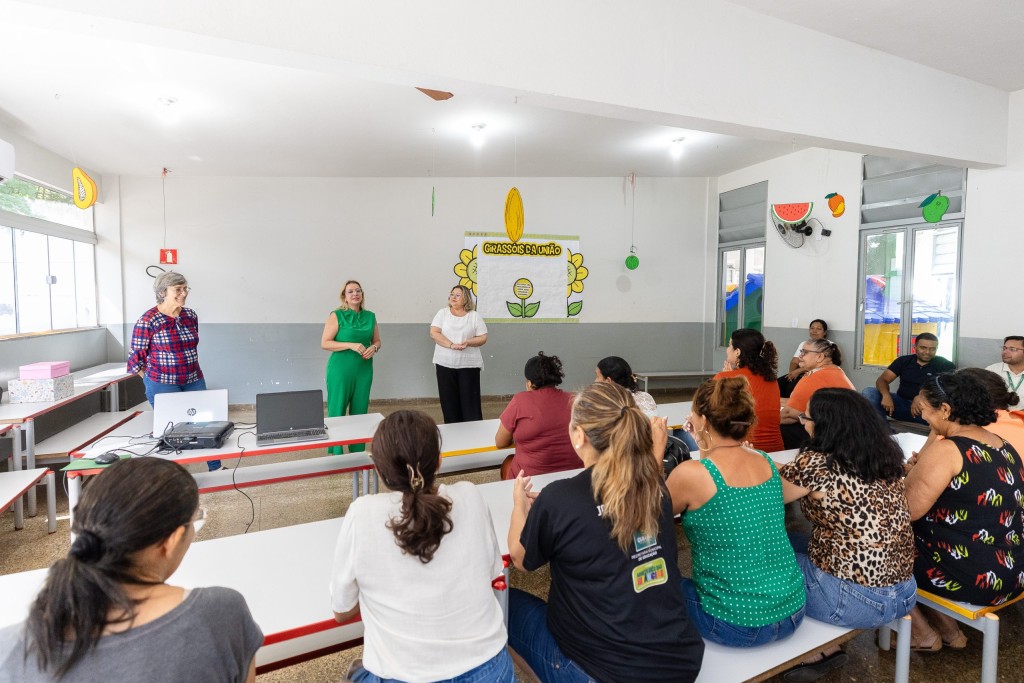 Cuiabá encerra Semana Pedagógica com debates que fortalecem a educação Cuiabá encerra Semana Pedagógica com debates que fortalecem a educação