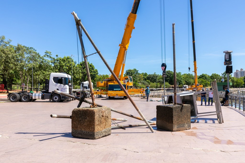 Limpurb inicia manutenção da balsa do Show das Águas em Cuiabá Limpurb inicia manutenção da balsa do Show das Águas em Cuiabá
