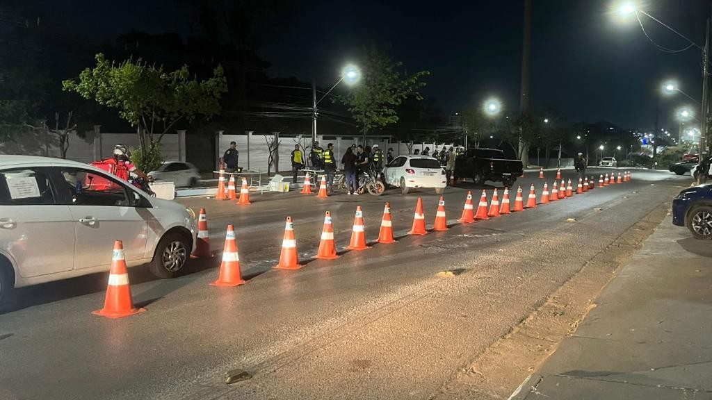 Operação Lei Seca em Cuiabá: Dez Motoristas Presos e Ações de Fiscalização Intensificadas Operação Lei Seca em Cuiabá: Dez Motoristas Presos e Ações de Fiscalização Intensificadas