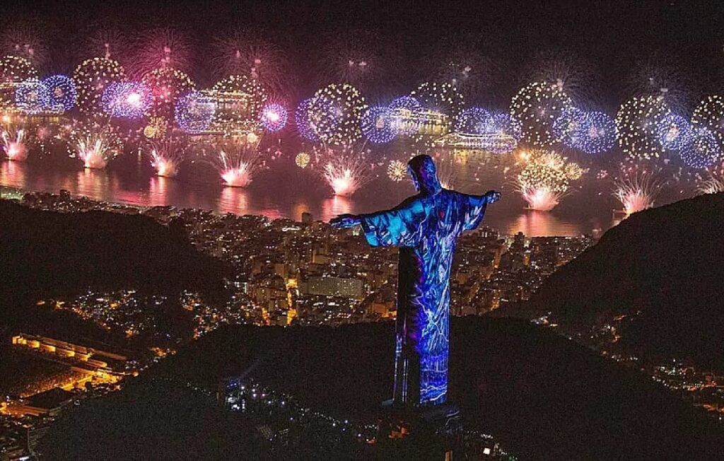 Réveillon em Copacabana: 2,6 milhões de pessoas celebram a virada de 2026