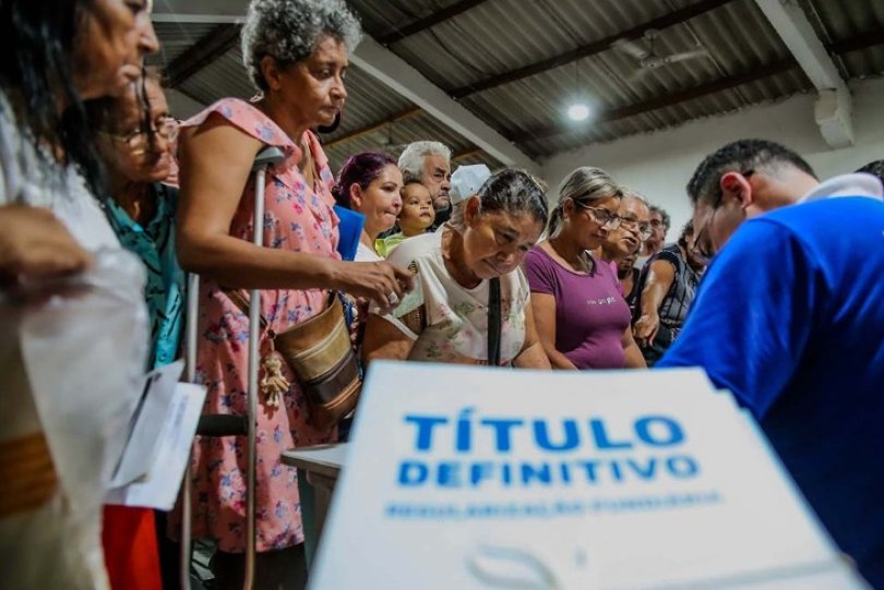 Eduardo Botelho Entrega 144 Escrituras em Cuiabá: Um Passo Importante na Regularização Fundiária Eduardo Botelho Entrega 144 Escrituras em Cuiabá: Um Passo Importante na Regularização Fundiária
