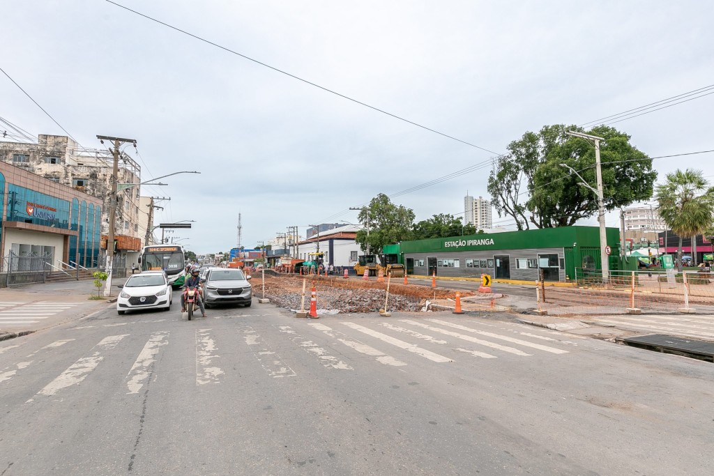 Trânsito na Prainha em Cuiabá: Fluxo Normalizado e Obras em Andamento Trânsito na Prainha em Cuiabá: Fluxo Normalizado e Obras em Andamento