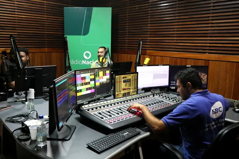 Inscrições Abertas para o VI Seminário Mato-grossense de Rádio: Oficinas e Palestras Imperdíveis Inscrições Abertas para o VI Seminário Mato-grossense de Rádio: Oficinas e Palestras Imperdíveis