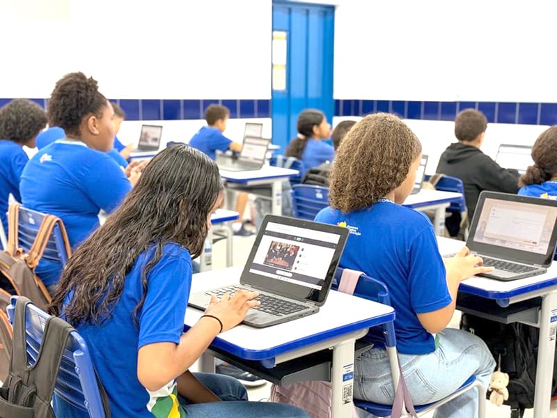 Tecnologia e Educação: Como a Inteligência Artificial Transforma o Ensino em Mato Grosso Tecnologia e Educação: Como a Inteligência Artificial Transforma o Ensino em Mato Grosso