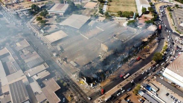 Assembleia Legislativa Aprova Financiamento de R$ 15 Milhões para a Reconstrução do Shopping Popular em Cuiabá Assembleia Legislativa Aprova Financiamento de R$ 15 Milhões para a Reconstrução do Shopping Popular