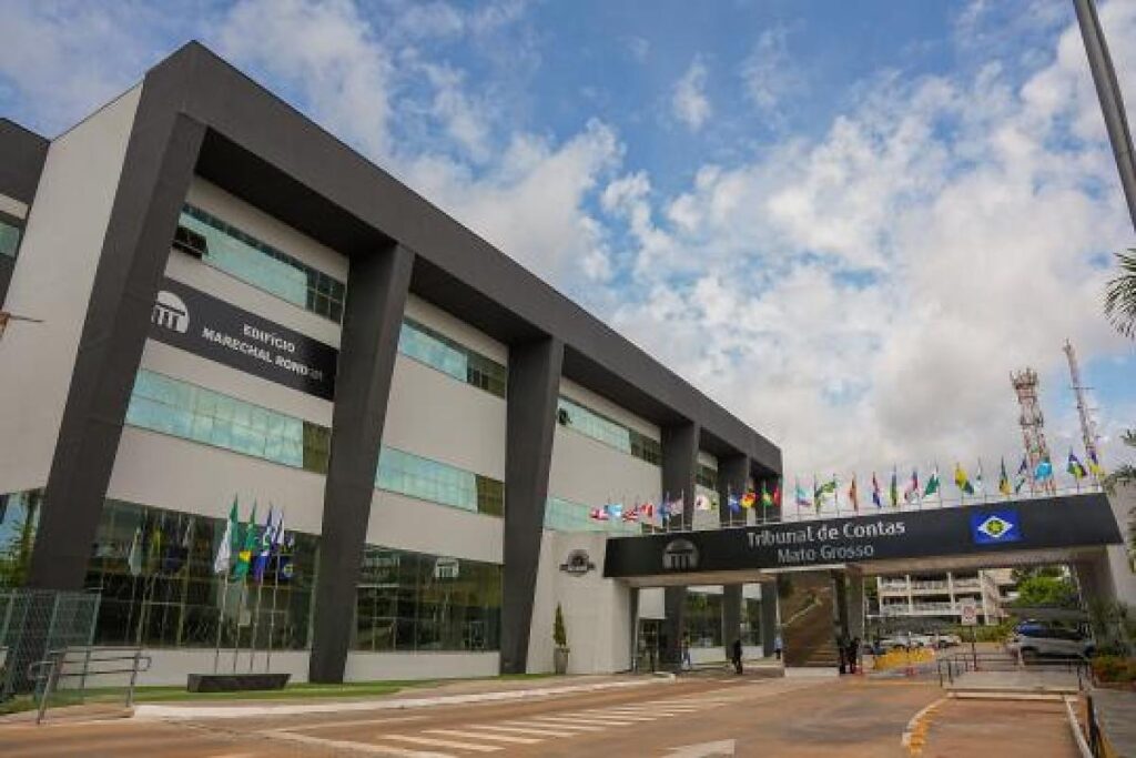 TCE-MT Define Prazo de 180 Dias para Implementação de Política de Arborização Urbana TCE-MT Define Prazo de 180 Dias para Implementação de Política de Arborização Urbana